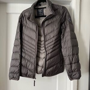 Abercrombie & Fitch Women's Grey Puffer Jacket